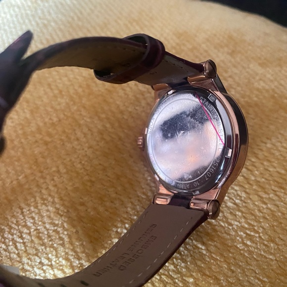 Michael Kors MK2602 Dylan Rose Gold Dial Burgundy Leather Strap Women's Watch - Picture 2 of 8